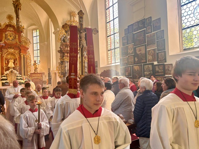 1. Mai Glockenweihe III