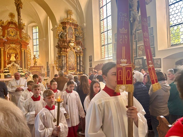 1. Mai Glockenweihe IV